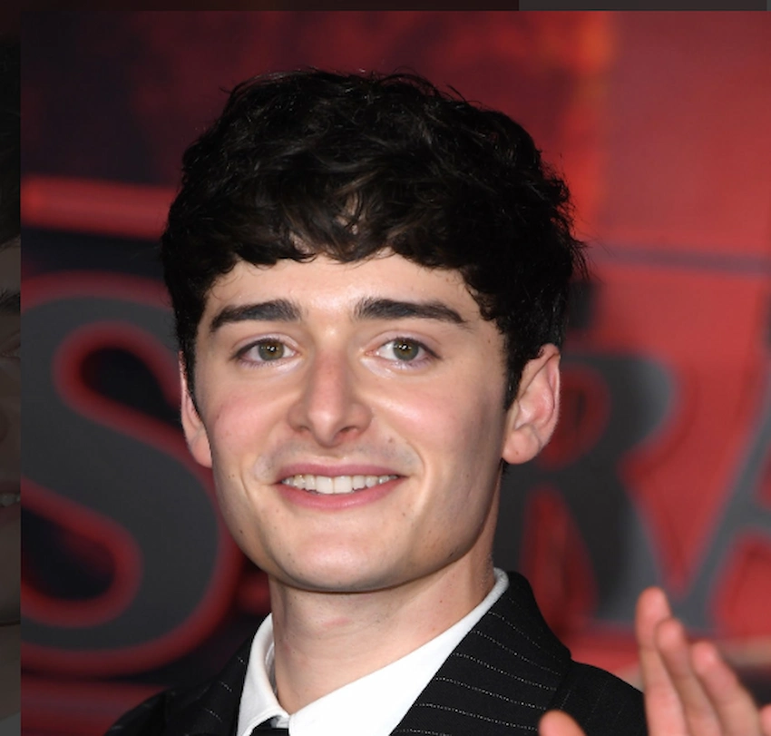 dientes de Noah Schnapp en 2025