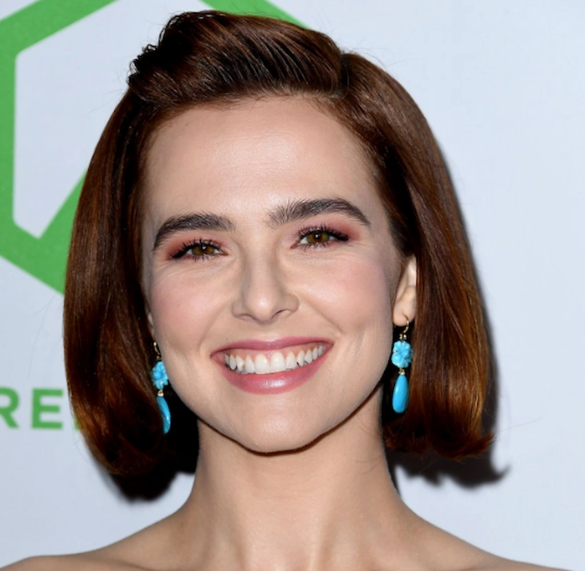 dientes de zoey deutch 2020