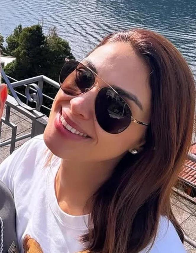 transformación de la sonrisa de Zuhal Topal