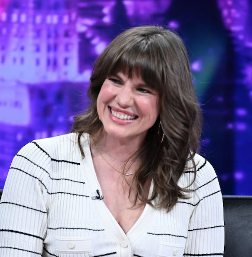 dientes anna chlumsky 2025