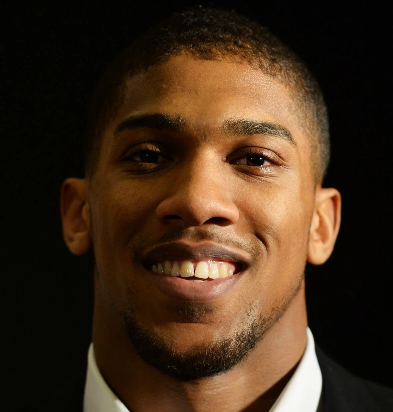 anthony joshua smile in 2014
