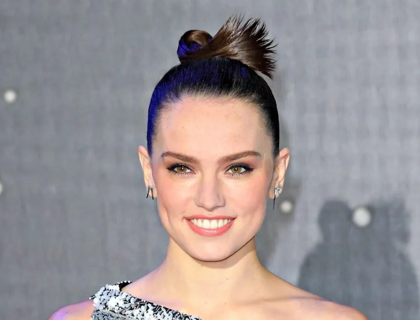 How Daisy Ridley Achieved the Perfect Smile? | LEMA