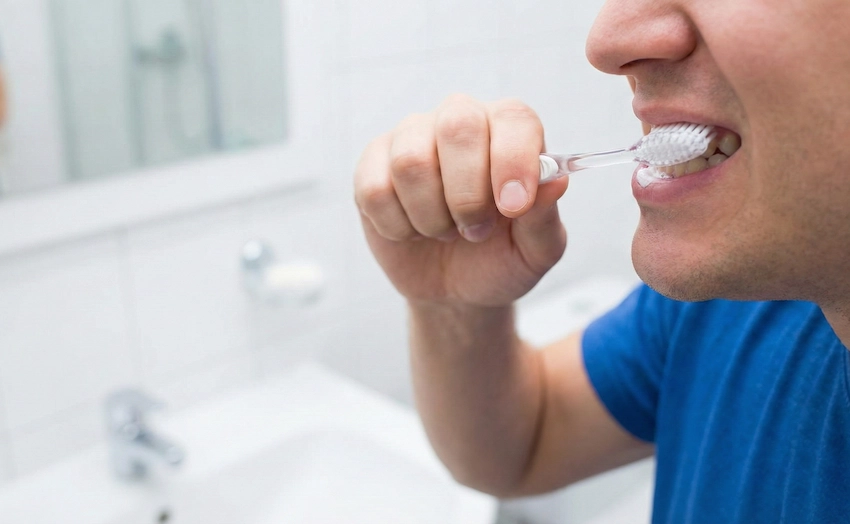 Langzeitpflege für pterygoide Implantate