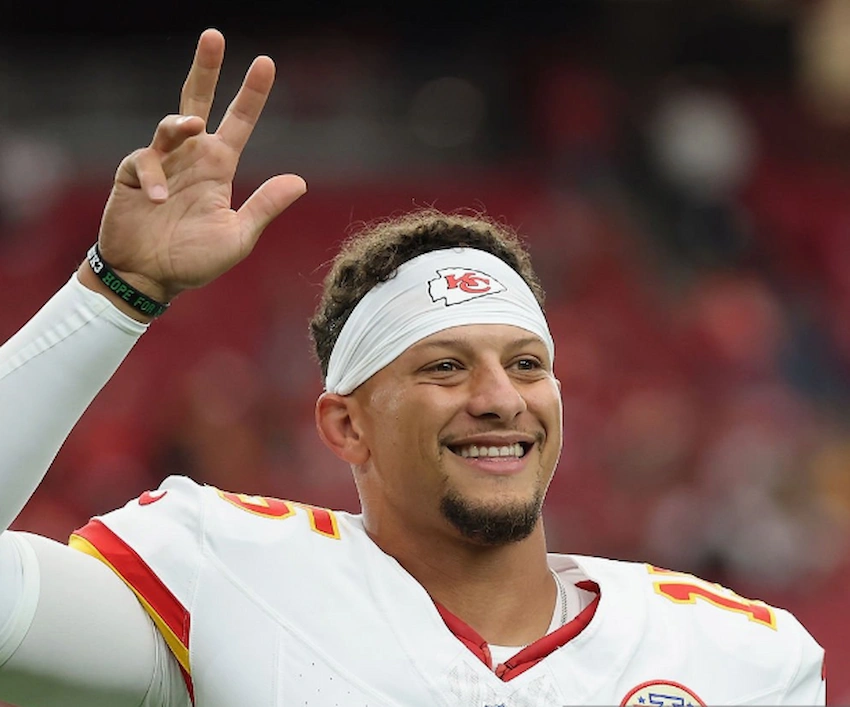 patrick mahomes teeth 2025