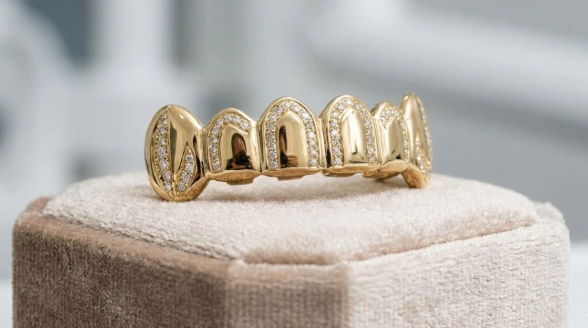 grillz de oro y diamantes personalizados