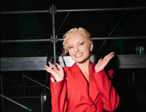 alexandra stan tänder 2026