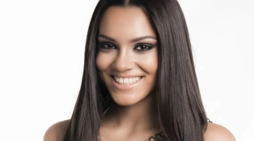 أسنان كارمن في 2020