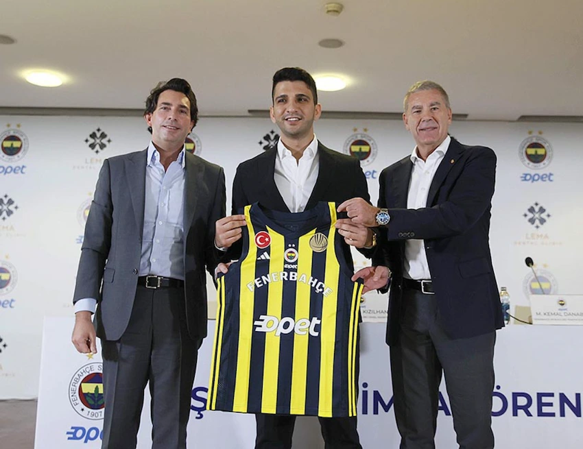 maillot de sponsor de la clinique dentaire Lema fenerbahçe