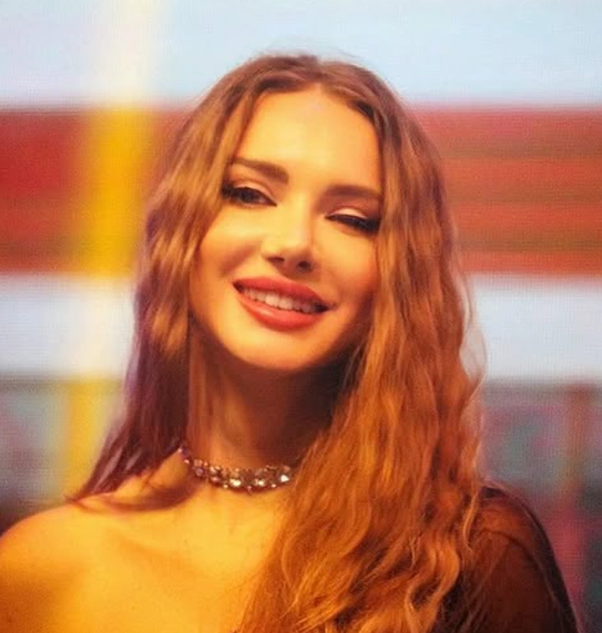 otilia teeth 2022