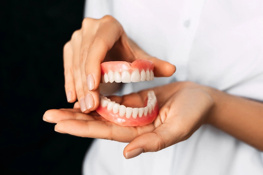 can i use denture adhesive with stitches a surgeon guide can i use denture adhesive with stitches a surgeon guide
