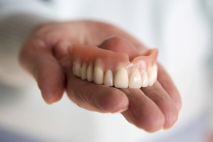 can you use denture adhesive for a temporary crown can you use denture adhesive for a temporary crown