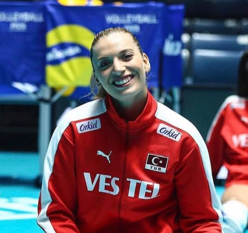 cansu ozbay teeth 2023 cansu ozbay teeth 2023