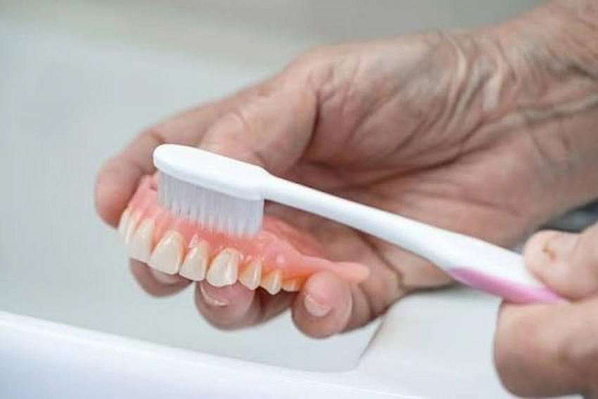 how to clean denture adhesive from your gums safely how to clean denture adhesive from your gums safely