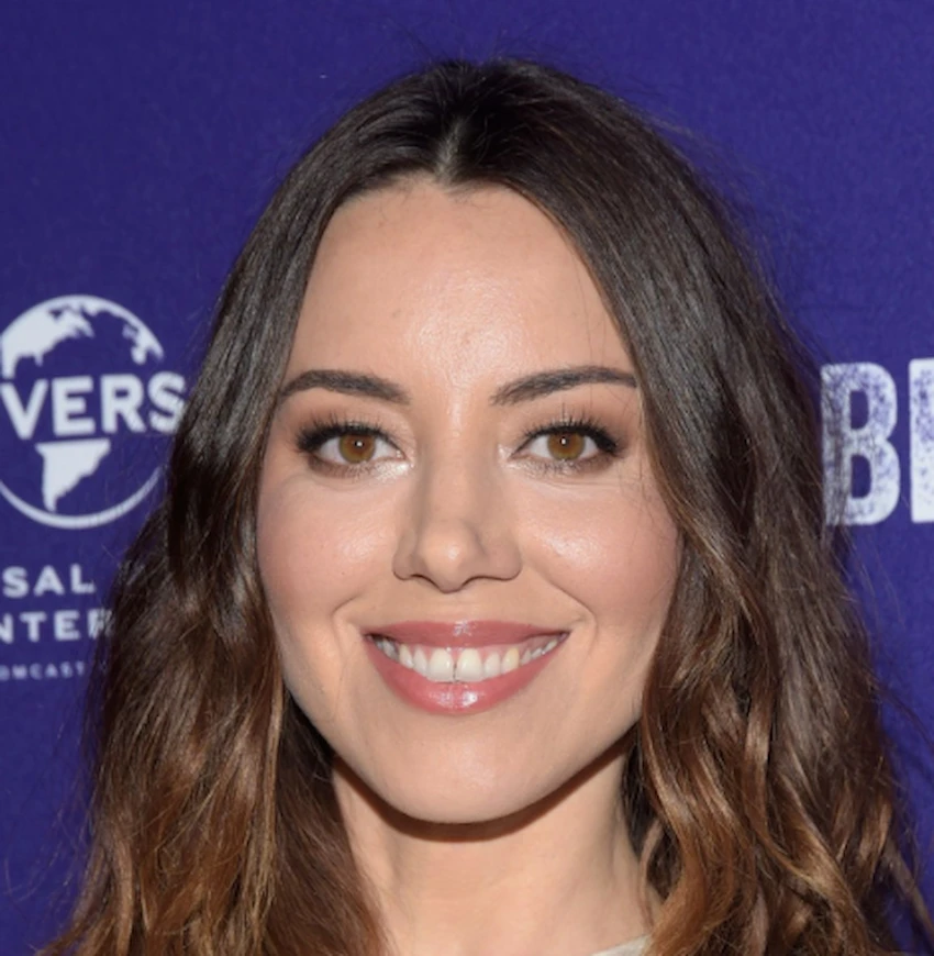 aubrey plaza teeth 2018