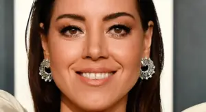aubrey plaza teeth before after