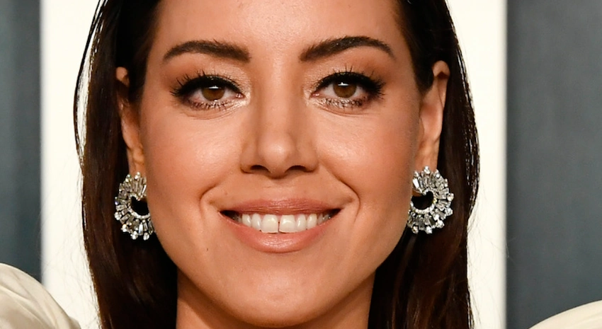 aubrey plaza teeth before after