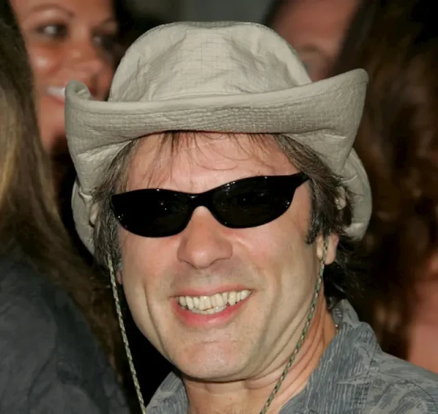 bruce dickinson teeth in 2005 bruce dickinson teeth in 2005