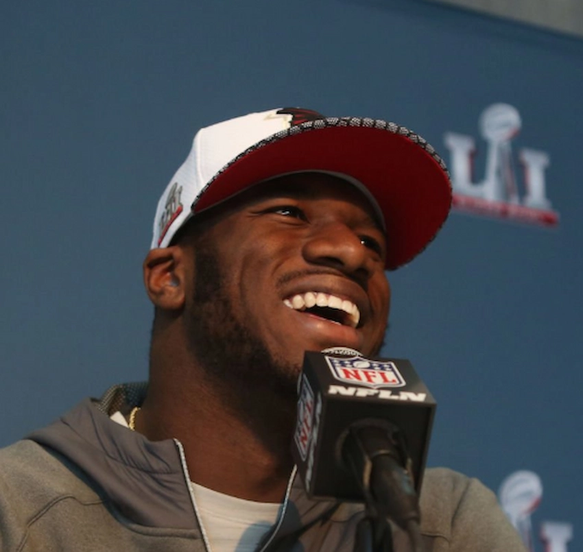 deion jones teeth 2017 deion jones teeth 2017