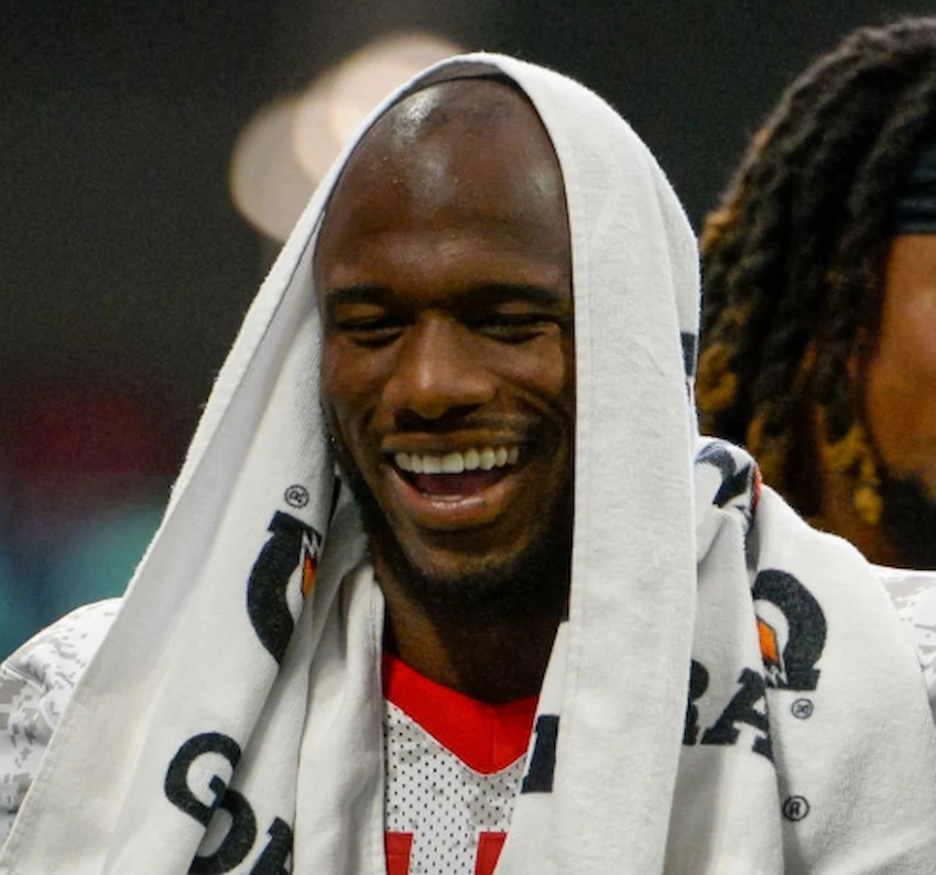 deion jones teeth 2019 deion jones teeth 2019