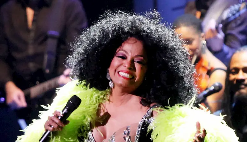diana ross teeth in 2010