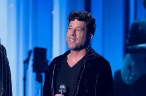 elliott yamin teeth in 2026