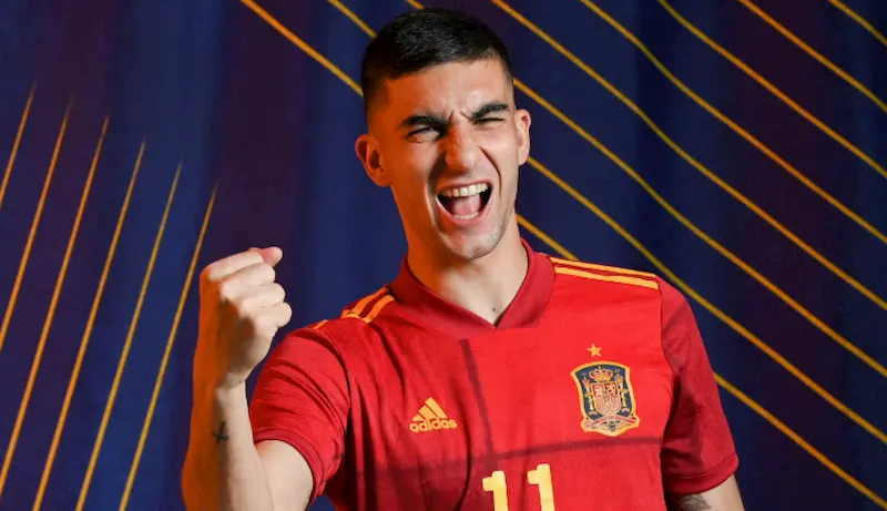 ferran torres teeth in 2020 ferran torres teeth in 2020