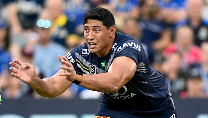 jason taumalolo teeth in 2023