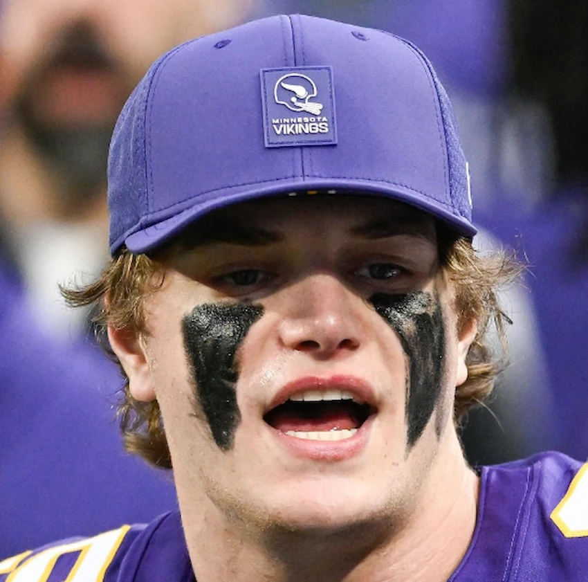 jj mccarthy teeth 2026