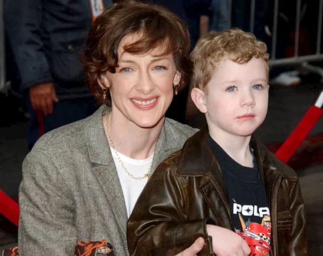 joan cusack teeth in 2005 joan cusack teeth in 2005