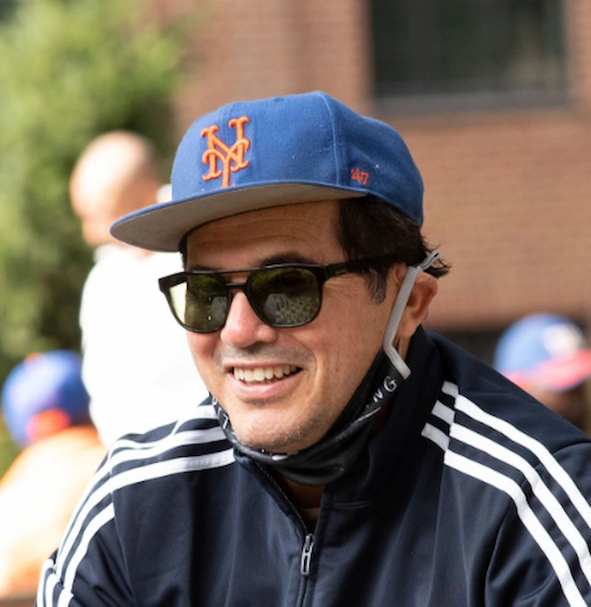 john leguizamo teeth 2020