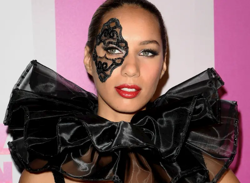 leona lewis teeth in 2010