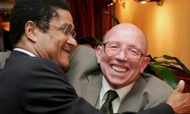 nobby stiles teeth in 2005 nobby stiles teeth in 2005