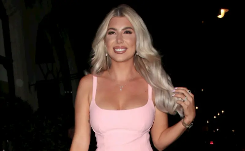 olivia bowen teeth in 2020