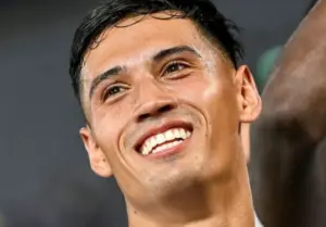 tijjani reijnders teeth before after