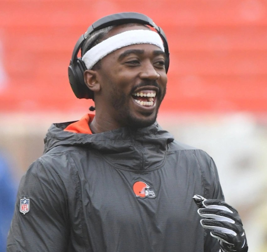 tyrod taylor teeth 2018