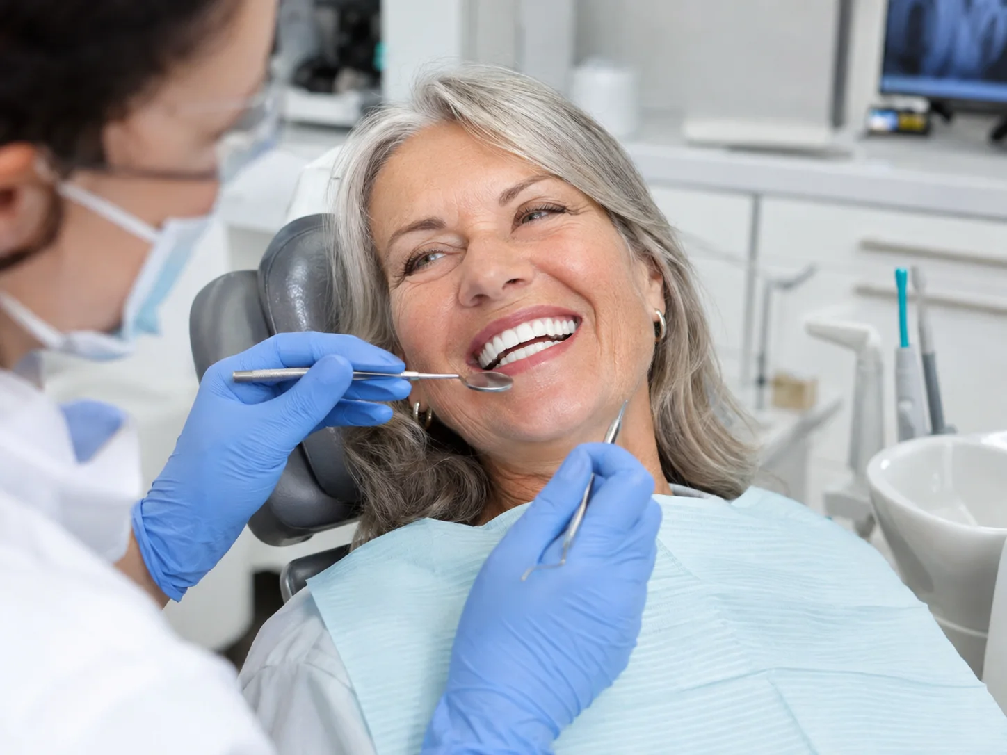 full mouth dental implant with a perfect smile
