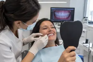 how do your teeth not rot under veneers