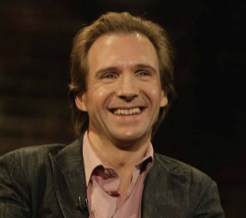ralph fiennes teeth 2005 ralph fiennes teeth 2005