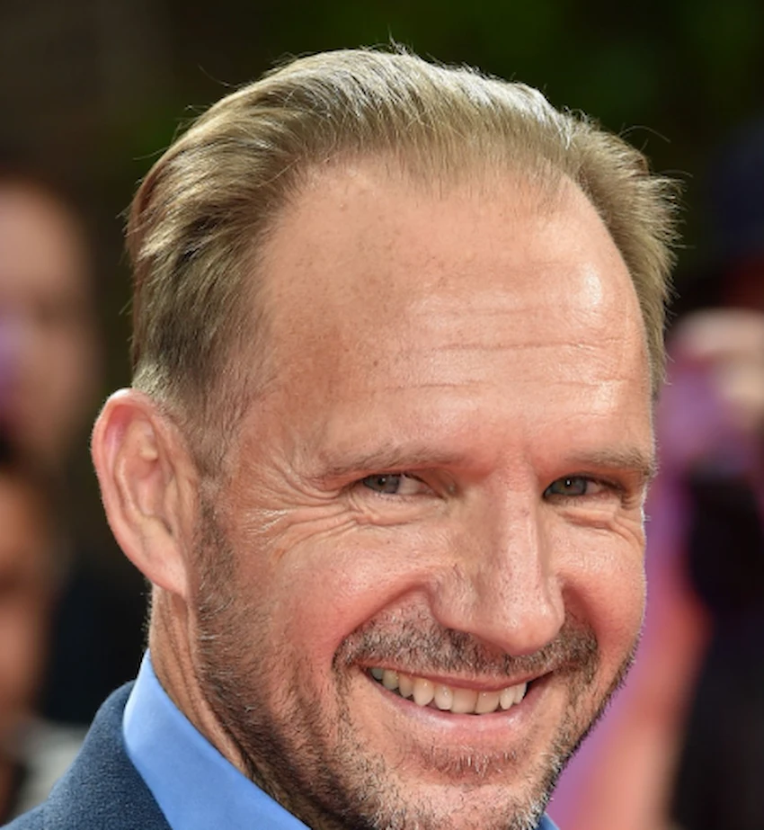 ralph fiennes teeth 2020 ralph fiennes teeth 2020