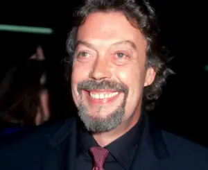 tim curry teeth in 2000